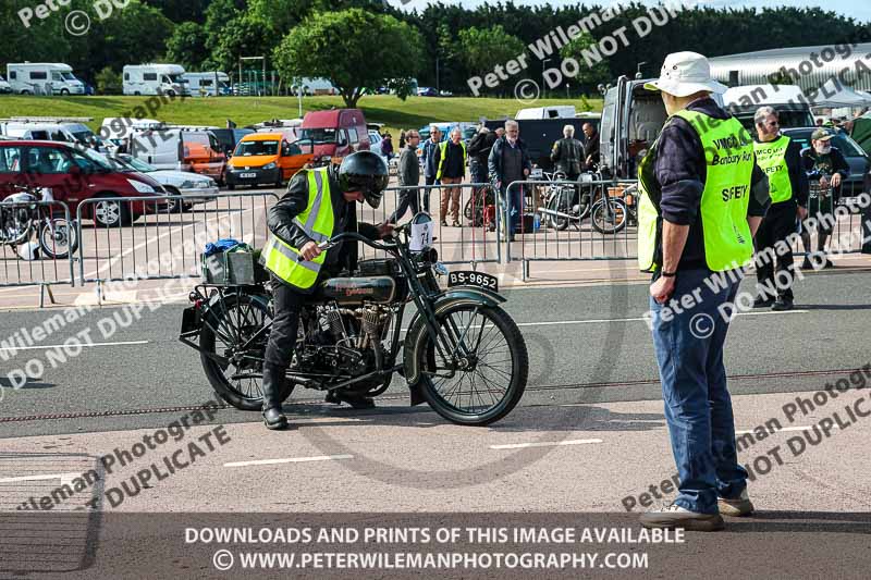 Vintage motorcycle club;eventdigitalimages;no limits trackdays;peter wileman photography;vintage motocycles;vmcc banbury run photographs